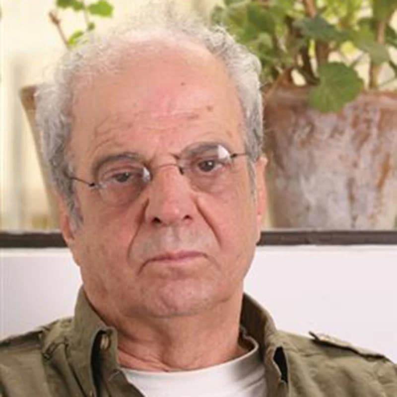 منوچهر معتبر